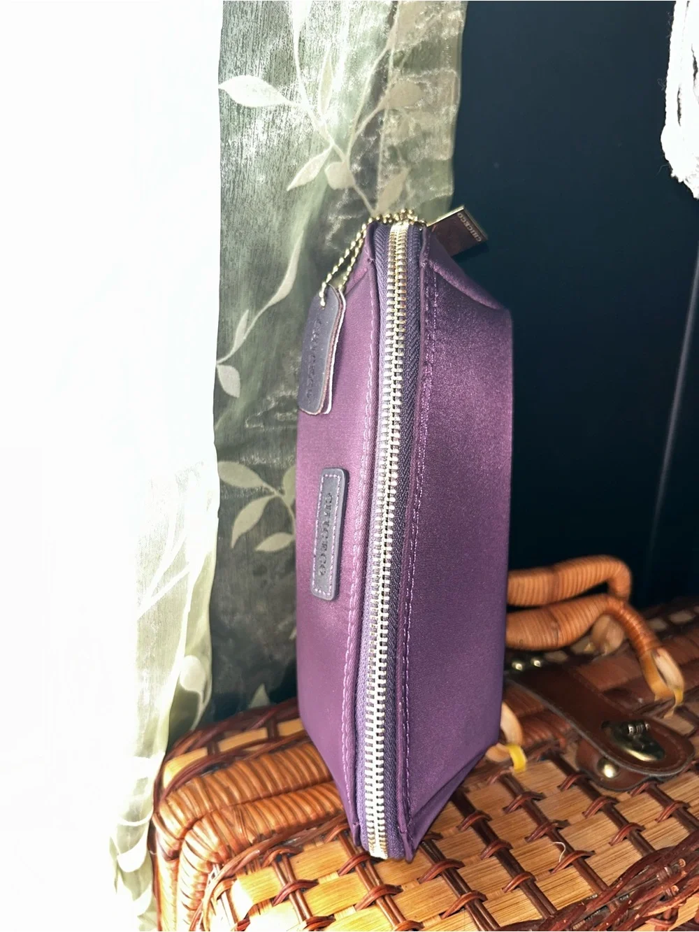 CHICECO Purple Zip Cosmetic Pouch -NWOT-